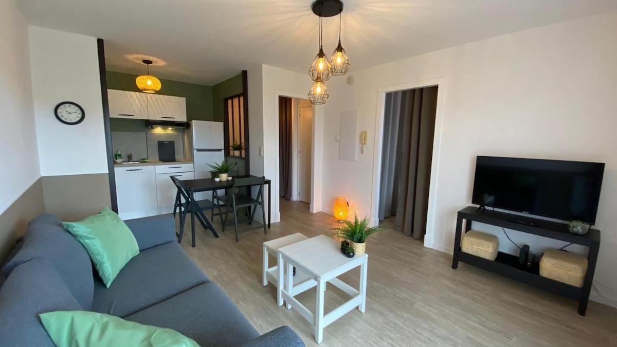 Apartament Le Sporting Land - Avec Entree Autonome, Parking Prive & Sa Piscine ! - Gaillac Zewnętrze zdjęcie