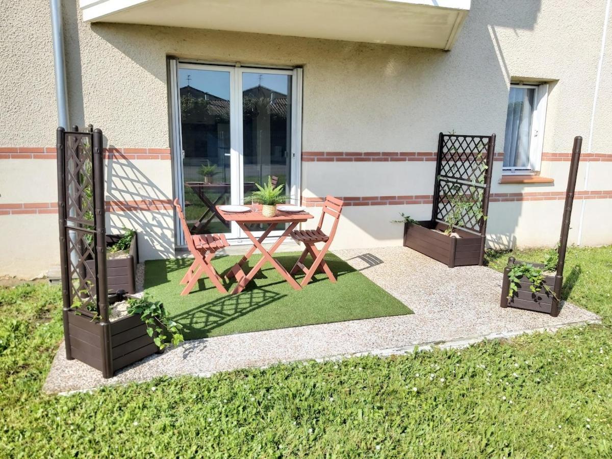 Apartament Le Sporting Land - Avec Entree Autonome, Parking Prive & Sa Piscine ! - Gaillac Zewnętrze zdjęcie